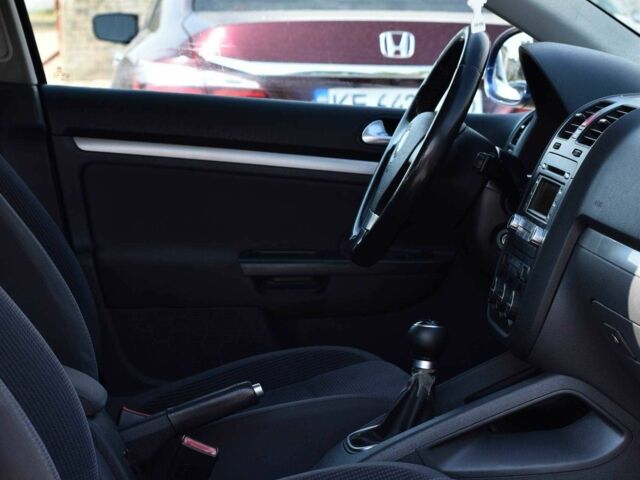 Синій Фольксваген Гольф, об'ємом двигуна 1.9 л та пробігом 265 тис. км за 6850 $, фото 11 на Automoto.ua