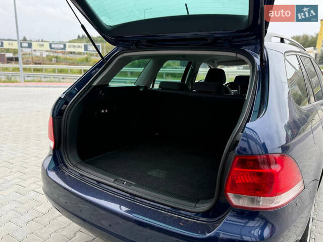 Синій Фольксваген Гольф, об'ємом двигуна 1.6 л та пробігом 218 тис. км за 5799 $, фото 9 на Automoto.ua