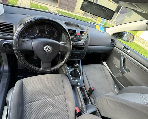 Синий Фольксваген Гольф, объемом двигателя 1.9 л и пробегом 348 тыс. км за 6500 $, фото 3 на Automoto.ua