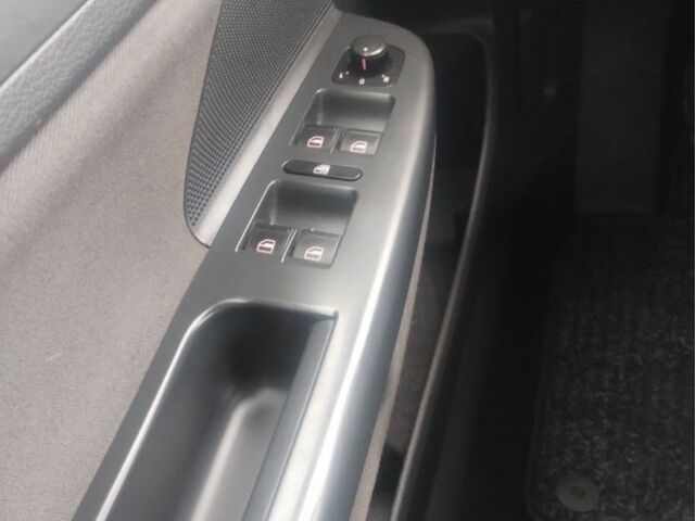 Синій Фольксваген Гольф, об'ємом двигуна 1.6 л та пробігом 203 тис. км за 6500 $, фото 4 на Automoto.ua