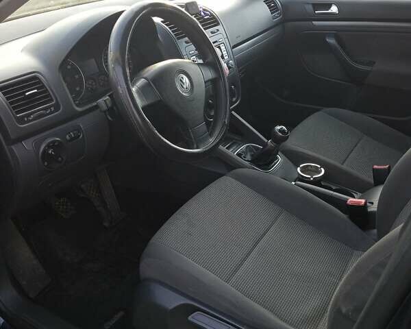 Синий Фольксваген Гольф, объемом двигателя 1.9 л и пробегом 285 тыс. км за 6200 $, фото 6 на Automoto.ua