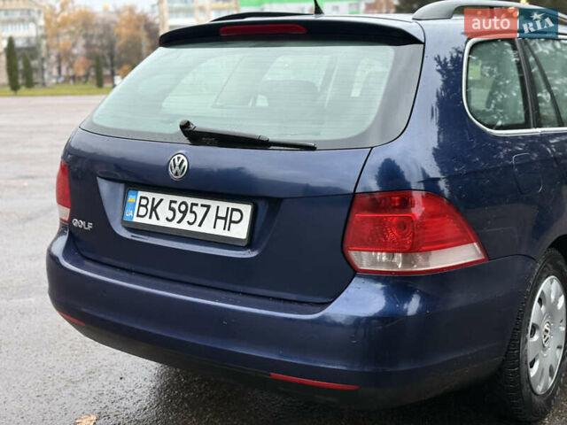Синий Фольксваген Гольф, объемом двигателя 1.6 л и пробегом 318 тыс. км за 5150 $, фото 26 на Automoto.ua