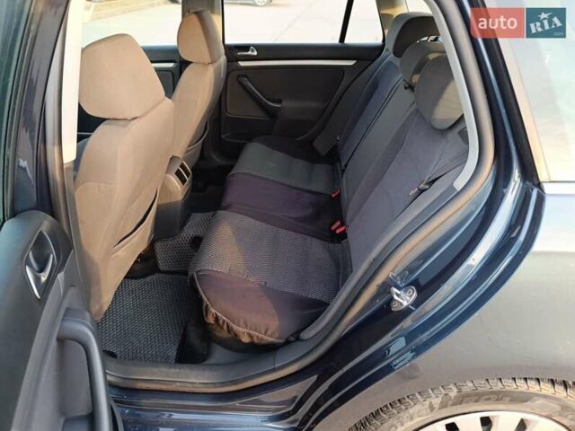 Синій Фольксваген Гольф, об'ємом двигуна 1.6 л та пробігом 293 тис. км за 5500 $, фото 9 на Automoto.ua