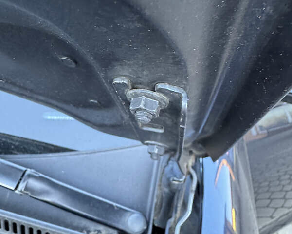 Синій Фольксваген Гольф, об'ємом двигуна 1.9 л та пробігом 349 тис. км за 5999 $, фото 72 на Automoto.ua