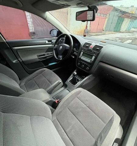 Синий Фольксваген Гольф, объемом двигателя 1.39 л и пробегом 242 тыс. км за 5100 $, фото 11 на Automoto.ua