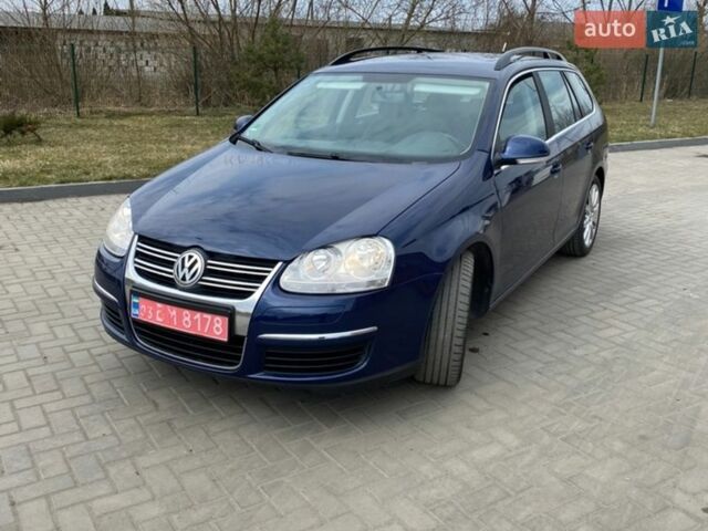 Синий Фольксваген Гольф, объемом двигателя 1.6 л и пробегом 226 тыс. км за 5500 $, фото 7 на Automoto.ua