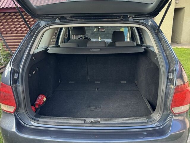 Синий Фольксваген Гольф, объемом двигателя 1.9 л и пробегом 348 тыс. км за 6500 $, фото 8 на Automoto.ua