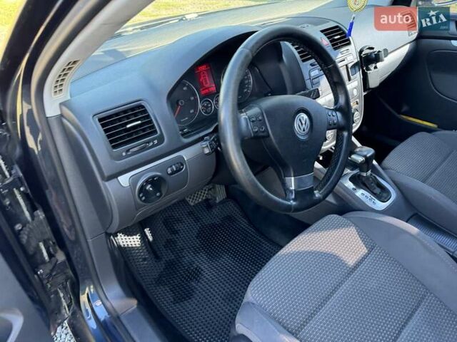 Синій Фольксваген Гольф, об'ємом двигуна 1.9 л та пробігом 254 тис. км за 7600 $, фото 2 на Automoto.ua