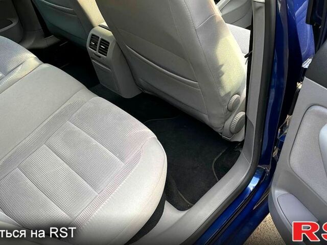 Синій Фольксваген Гольф, об'ємом двигуна 1.6 л та пробігом 237 тис. км за 7200 $, фото 6 на Automoto.ua