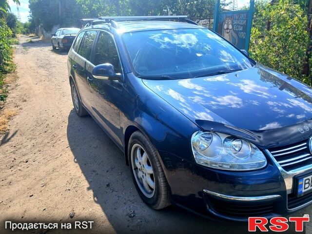 Синий Фольксваген Гольф, объемом двигателя 1.6 л и пробегом 230 тыс. км за 5000 $, фото 1 на Automoto.ua