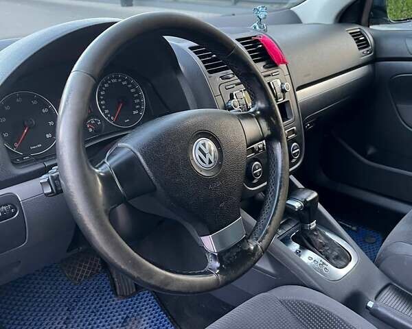 Синий Фольксваген Гольф, объемом двигателя 1.4 л и пробегом 262 тыс. км за 6500 $, фото 9 на Automoto.ua