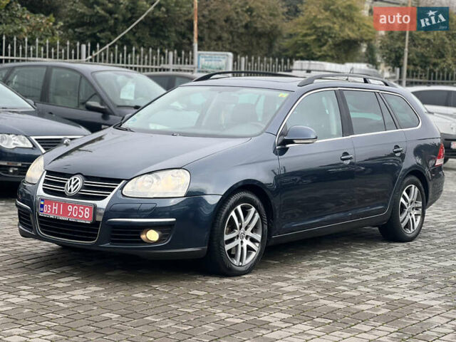 Синий Фольксваген Гольф, объемом двигателя 1.4 л и пробегом 214 тыс. км за 5700 $, фото 1 на Automoto.ua