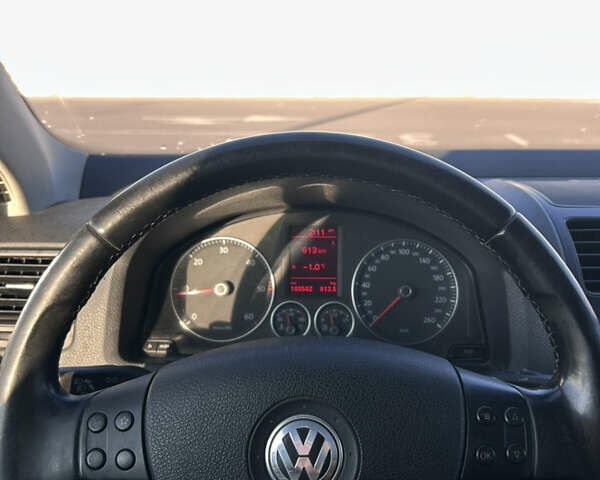 Синий Фольксваген Гольф, объемом двигателя 1.9 л и пробегом 100 тыс. км за 6300 $, фото 8 на Automoto.ua