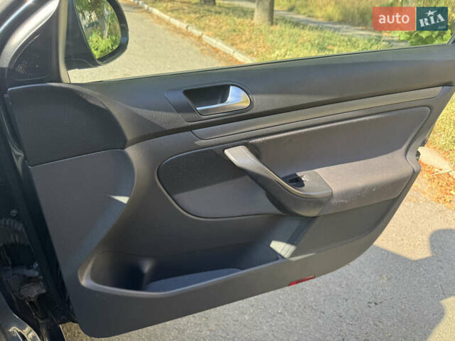 Синий Фольксваген Гольф, объемом двигателя 1.6 л и пробегом 212 тыс. км за 6700 $, фото 8 на Automoto.ua