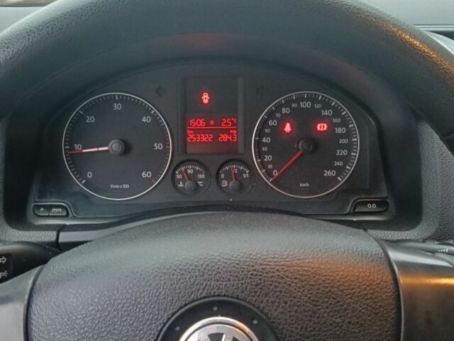 Синий Фольксваген Гольф, объемом двигателя 1.9 л и пробегом 253 тыс. км за 5600 $, фото 7 на Automoto.ua