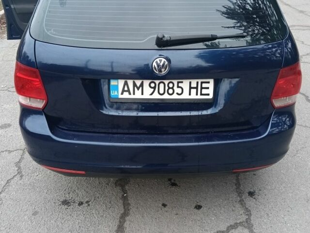 Синий Фольксваген Гольф, объемом двигателя 1.9 л и пробегом 253 тыс. км за 5600 $, фото 5 на Automoto.ua