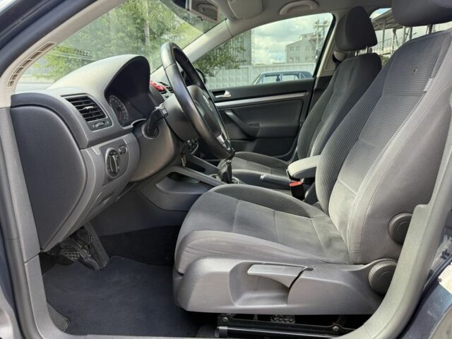 Синий Фольксваген Гольф, объемом двигателя 1.4 л и пробегом 190 тыс. км за 6000 $, фото 15 на Automoto.ua