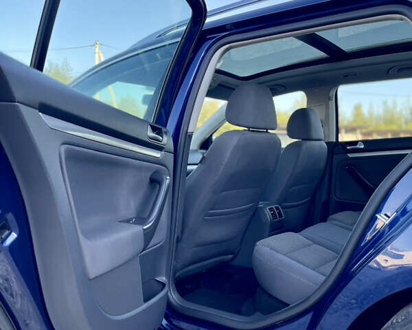 Синій Фольксваген Гольф, об'ємом двигуна 1.39 л та пробігом 233 тис. км за 5299 $, фото 38 на Automoto.ua