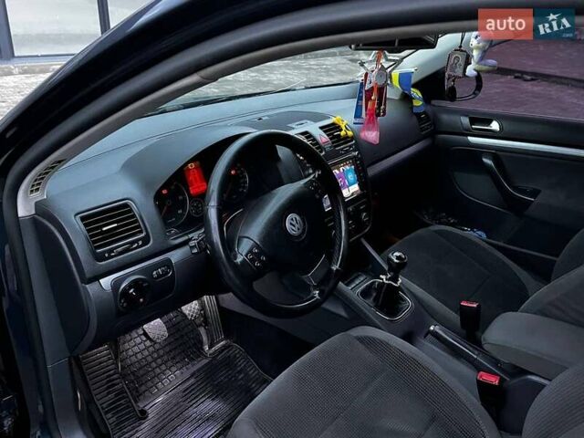 Синій Фольксваген Гольф, об'ємом двигуна 1.97 л та пробігом 241 тис. км за 6900 $, фото 11 на Automoto.ua