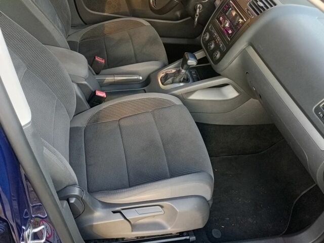 Синий Фольксваген Гольф, объемом двигателя 0 л и пробегом 187 тыс. км за 5995 $, фото 12 на Automoto.ua