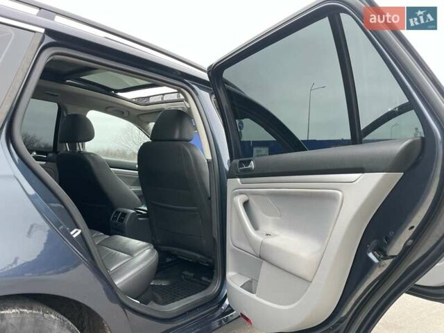 Синий Фольксваген Гольф, объемом двигателя 1.4 л и пробегом 205 тыс. км за 7200 $, фото 16 на Automoto.ua