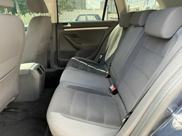 Синий Фольксваген Гольф, объемом двигателя 1.4 л и пробегом 190 тыс. км за 6000 $, фото 23 на Automoto.ua