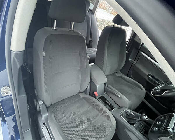 Синий Фольксваген Гольф, объемом двигателя 1.9 л и пробегом 314 тыс. км за 5700 $, фото 13 на Automoto.ua