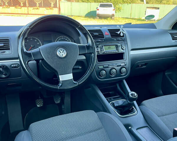 Синій Фольксваген Гольф, об'ємом двигуна 1.39 л та пробігом 233 тис. км за 5299 $, фото 20 на Automoto.ua