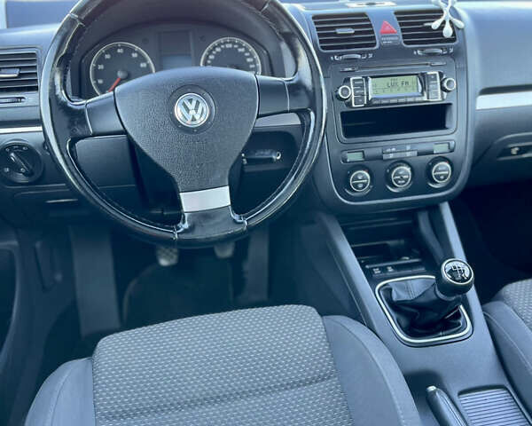 Синій Фольксваген Гольф, об'ємом двигуна 1.39 л та пробігом 233 тис. км за 5299 $, фото 21 на Automoto.ua