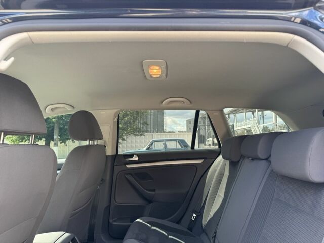 Синий Фольксваген Гольф, объемом двигателя 1.4 л и пробегом 190 тыс. км за 6000 $, фото 21 на Automoto.ua