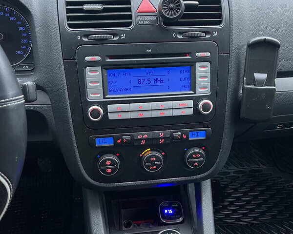 Синий Фольксваген Гольф, объемом двигателя 1.9 л и пробегом 314 тыс. км за 5700 $, фото 17 на Automoto.ua