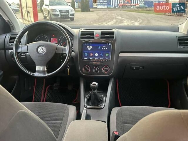 Синий Фольксваген Гольф, объемом двигателя 1.4 л и пробегом 223 тыс. км за 5350 $, фото 10 на Automoto.ua