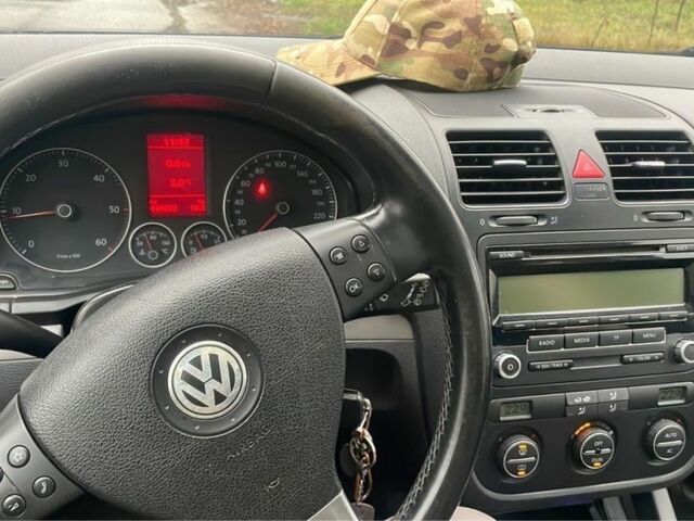 Синий Фольксваген Гольф, объемом двигателя 1.9 л и пробегом 255 тыс. км за 2400 $, фото 3 на Automoto.ua