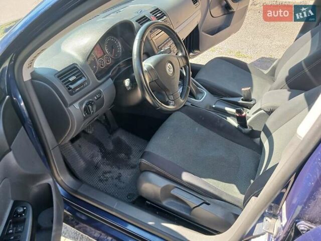 Синий Фольксваген Гольф, объемом двигателя 1.9 л и пробегом 270 тыс. км за 5900 $, фото 8 на Automoto.ua