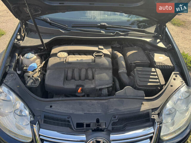 Синий Фольксваген Гольф, объемом двигателя 1.6 л и пробегом 212 тыс. км за 6700 $, фото 11 на Automoto.ua