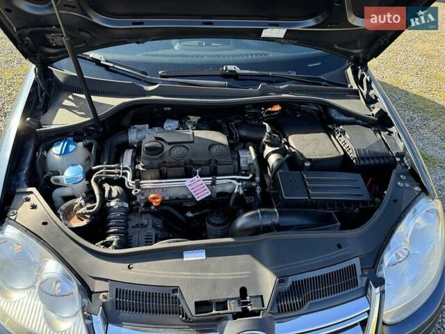 Синій Фольксваген Гольф, об'ємом двигуна 1.9 л та пробігом 254 тис. км за 7600 $, фото 9 на Automoto.ua