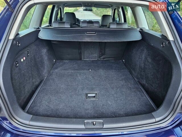 Синий Фольксваген Гольф, объемом двигателя 1.6 л и пробегом 248 тыс. км за 5800 $, фото 36 на Automoto.ua