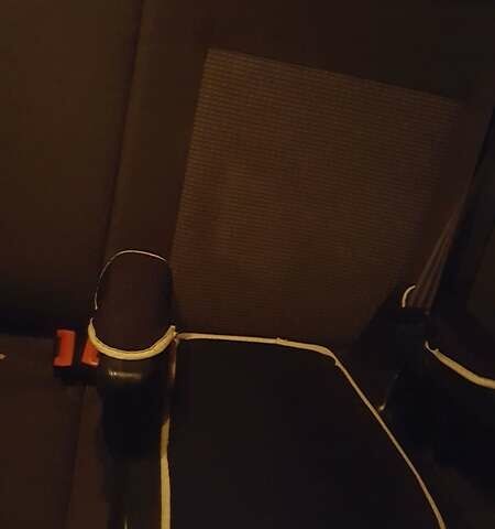 Синий Фольксваген Гольф, объемом двигателя 1.9 л и пробегом 381 тыс. км за 6500 $, фото 6 на Automoto.ua