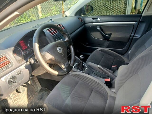 Синий Фольксваген Гольф, объемом двигателя 1.6 л и пробегом 230 тыс. км за 5000 $, фото 6 на Automoto.ua