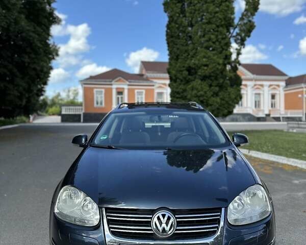 Синий Фольксваген Гольф, объемом двигателя 1.39 л и пробегом 260 тыс. км за 5900 $, фото 6 на Automoto.ua