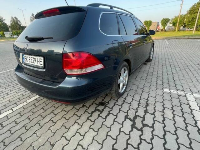 Синий Фольксваген Гольф, объемом двигателя 1.4 л и пробегом 276 тыс. км за 5500 $, фото 13 на Automoto.ua