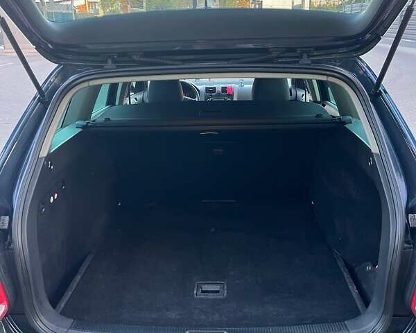 Синий Фольксваген Гольф, объемом двигателя 1.4 л и пробегом 262 тыс. км за 6500 $, фото 16 на Automoto.ua