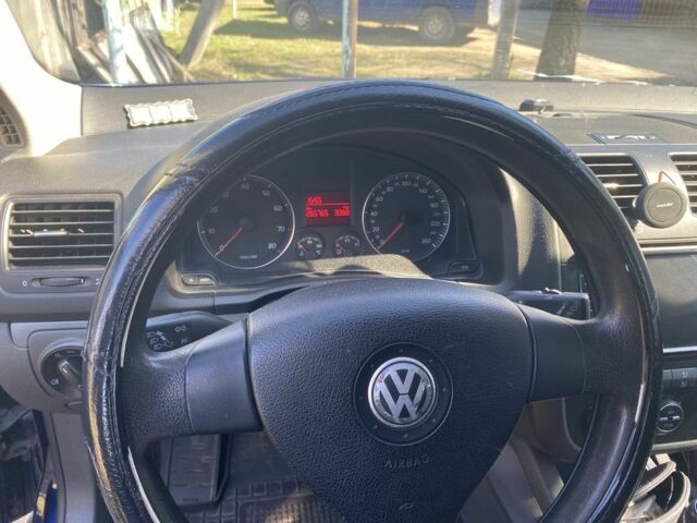 Синий Фольксваген Гольф, объемом двигателя 1.6 л и пробегом 266 тыс. км за 5700 $, фото 7 на Automoto.ua