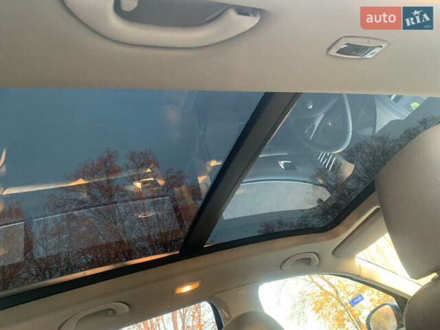 Синій Фольксваген Гольф, об'ємом двигуна 1.39 л та пробігом 280 тис. км за 5600 $, фото 4 на Automoto.ua