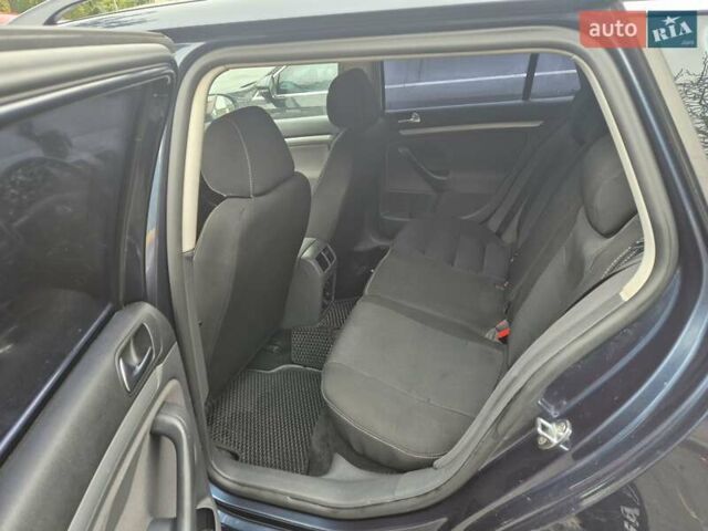 Синий Фольксваген Гольф, объемом двигателя 1.4 л и пробегом 205 тыс. км за 6500 $, фото 3 на Automoto.ua