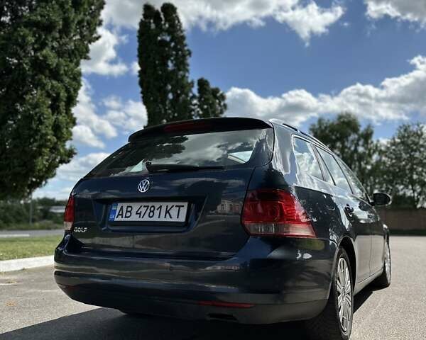 Синий Фольксваген Гольф, объемом двигателя 1.39 л и пробегом 260 тыс. км за 5900 $, фото 3 на Automoto.ua