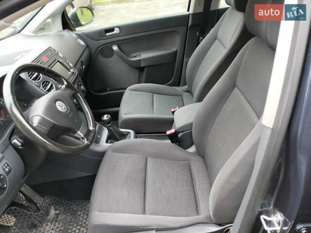 Синій Фольксваген Гольф, об'ємом двигуна 1.6 л та пробігом 207 тис. км за 5350 $, фото 5 на Automoto.ua
