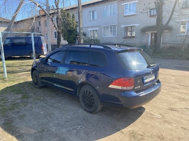 Синий Фольксваген Гольф, объемом двигателя 1.6 л и пробегом 266 тыс. км за 5700 $, фото 3 на Automoto.ua