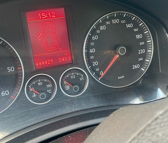 Синий Фольксваген Гольф, объемом двигателя 1.9 л и пробегом 440 тыс. км за 2500 $, фото 4 на Automoto.ua