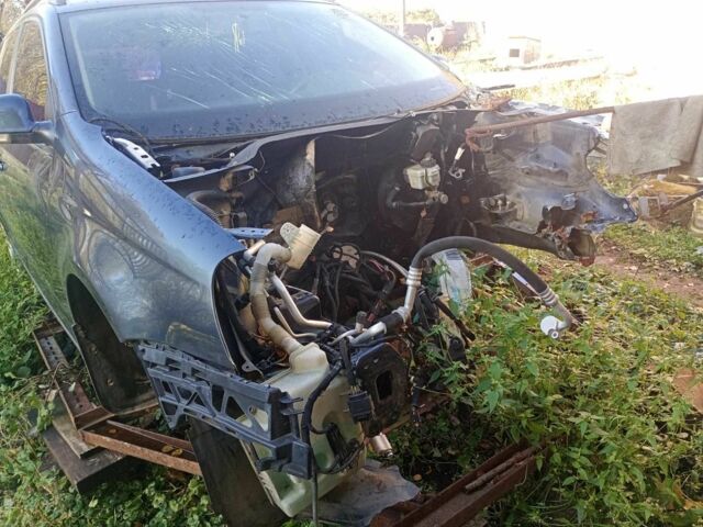 Синій Фольксваген Гольф, об'ємом двигуна 1.9 л та пробігом 118 тис. км за 2799 $, фото 4 на Automoto.ua